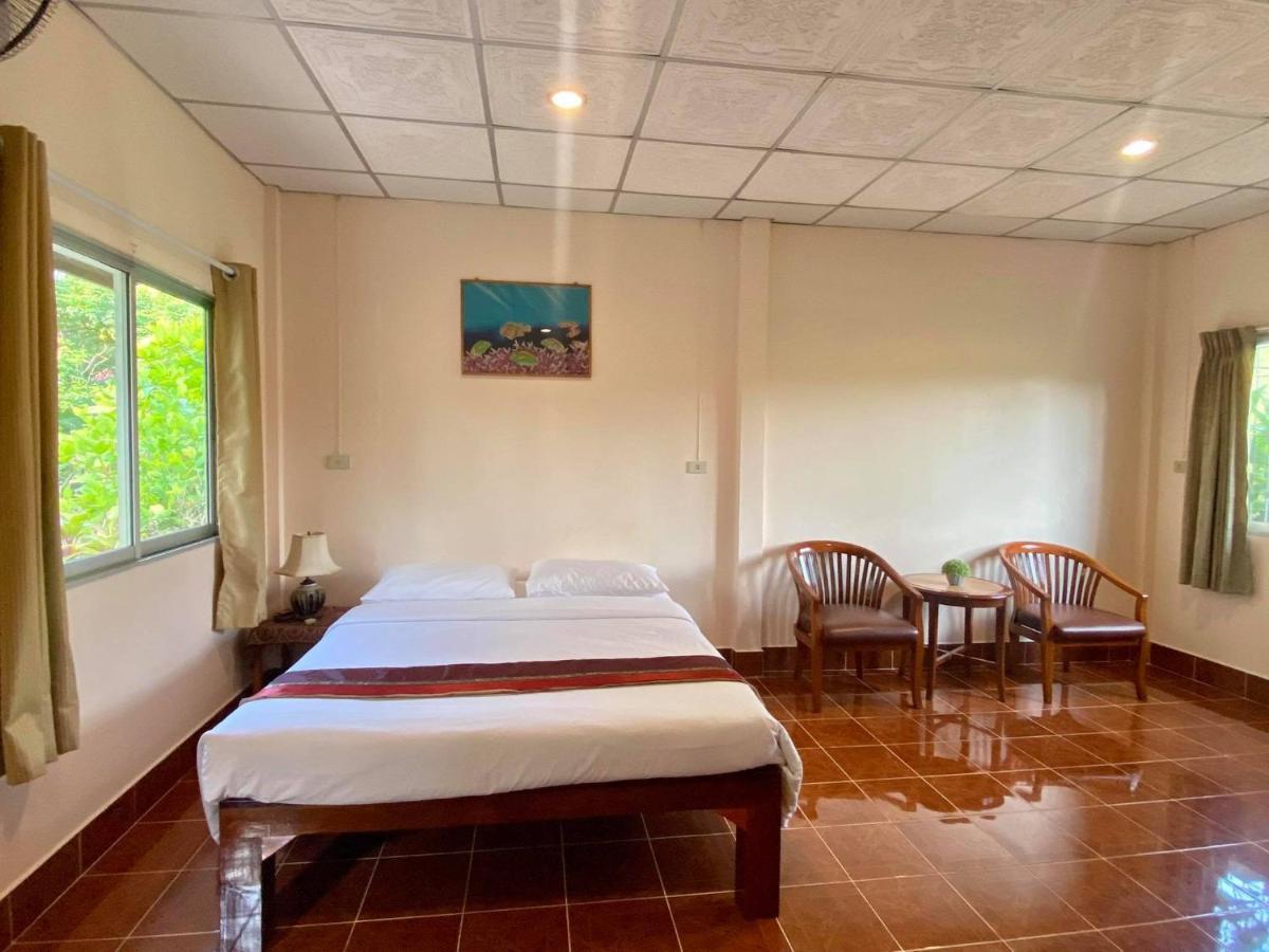 Coconut Bungalow Nai Yang Bagian luar foto