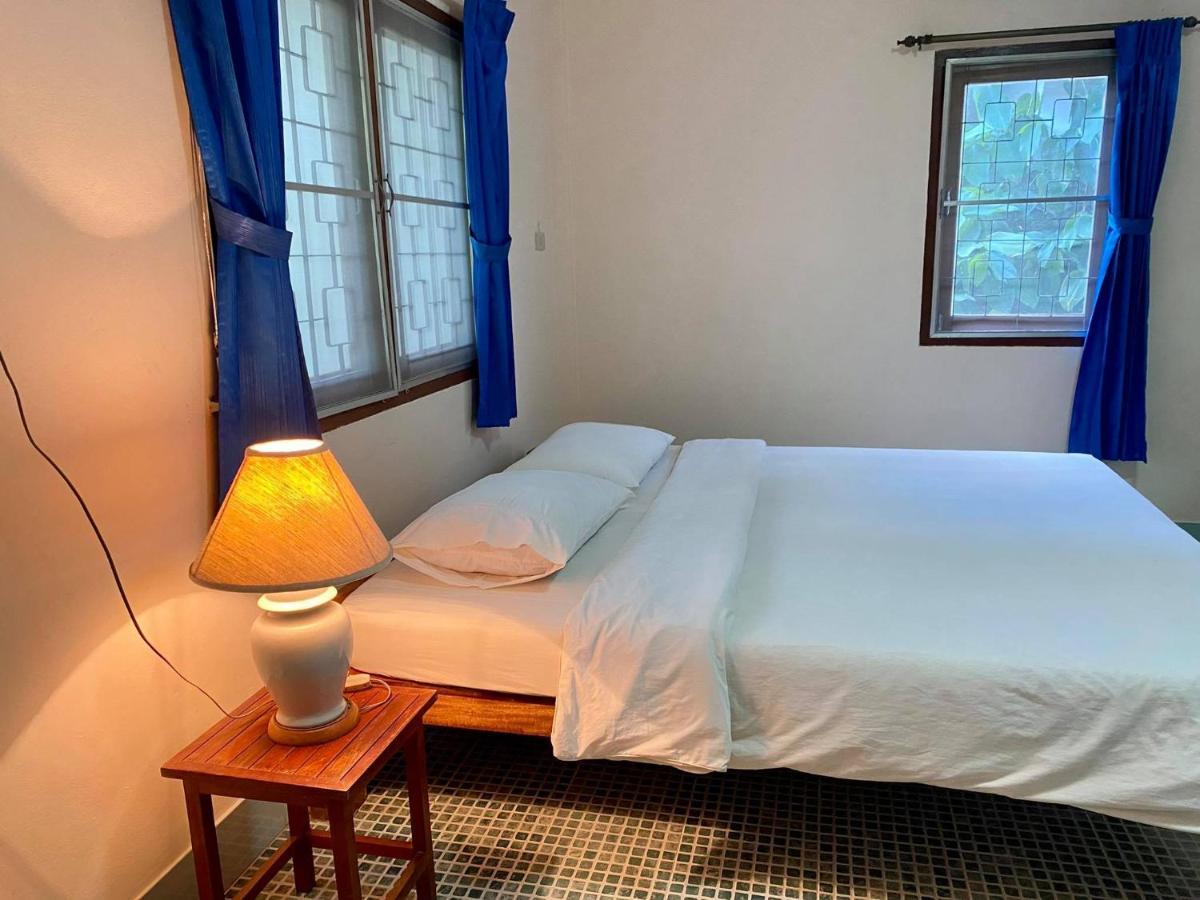 Coconut Bungalow Nai Yang Bagian luar foto