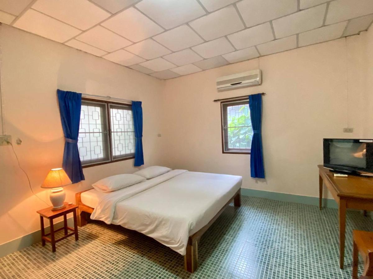 Coconut Bungalow Nai Yang Bagian luar foto
